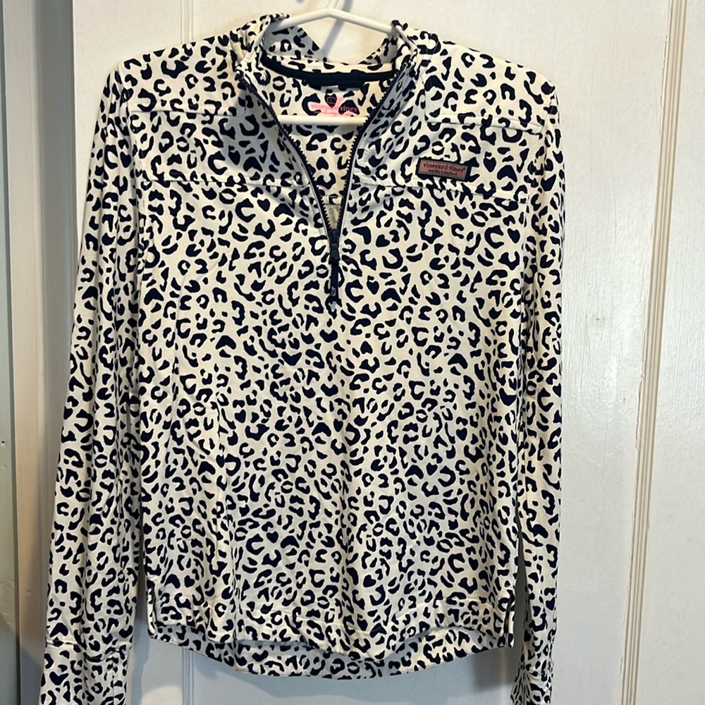 Girls Vineyard Vines top